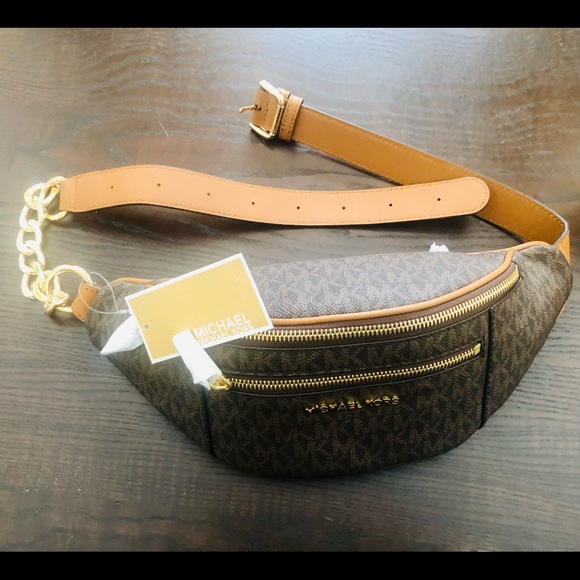 MICHAEL Michael Kors Fanny Pack! :) - Picture 2 of 6